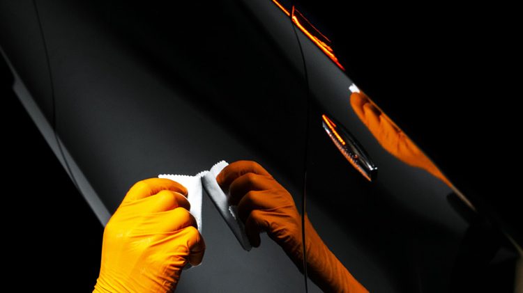 Lackversiegelung Wernau:  Sprühversiegelung, Autowachs & Keramik im Vergleich